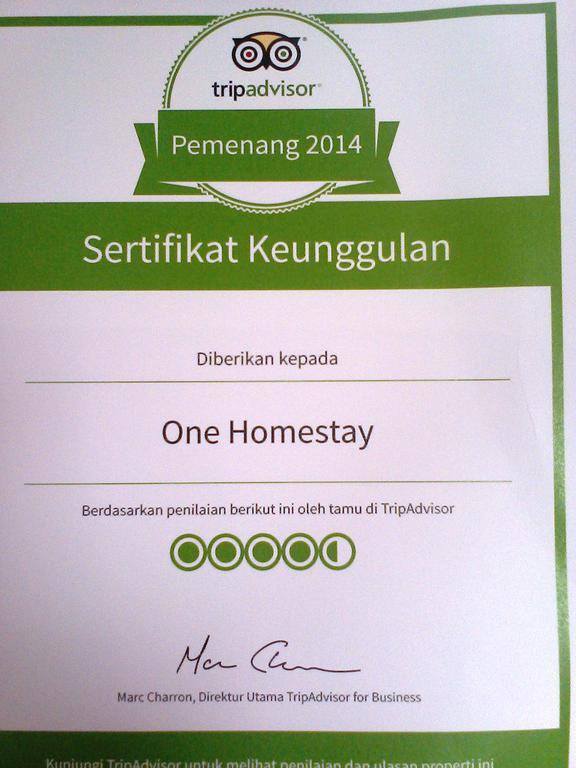 One Homestay And Warung Munduk Exterior foto