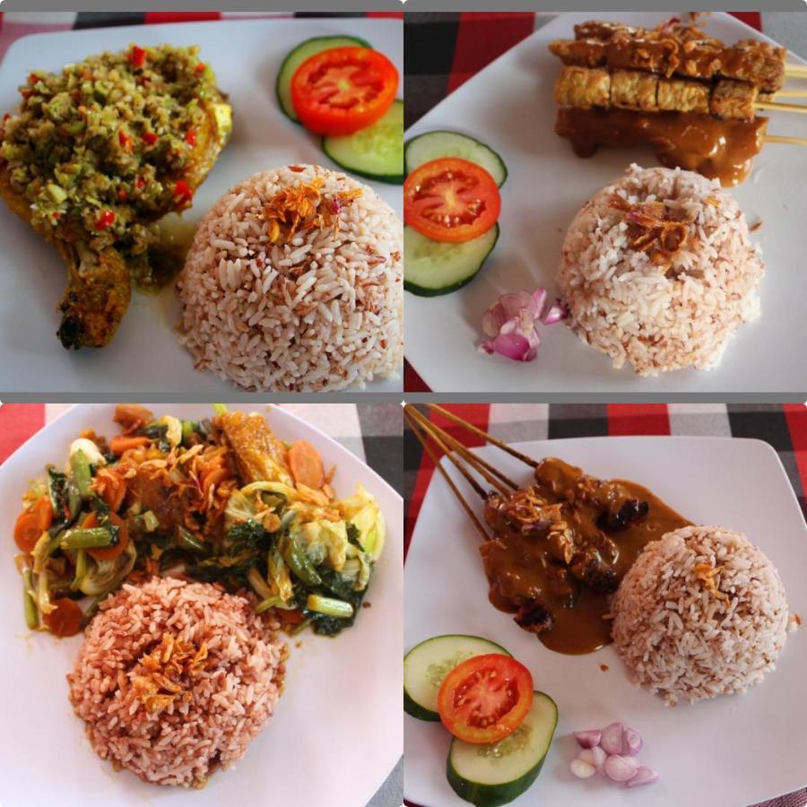 One Homestay And Warung Munduk Exterior foto